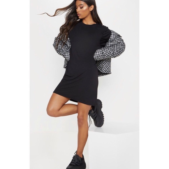 PrettyLittleThing Dresses & Skirts - PLT Basic Black Short Sleeve T Shirt Dress